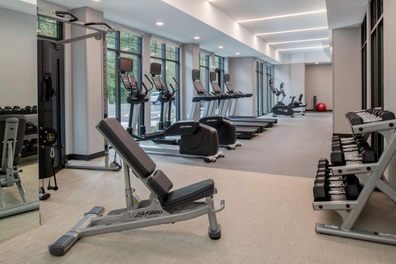 Courtyard By Marriott Olympia Hotel Ngoại thất bức ảnh